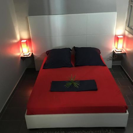 Villa Seo Avec Jacuzzi Proche De La Plage Sainte-Anne  Eksteriør billede